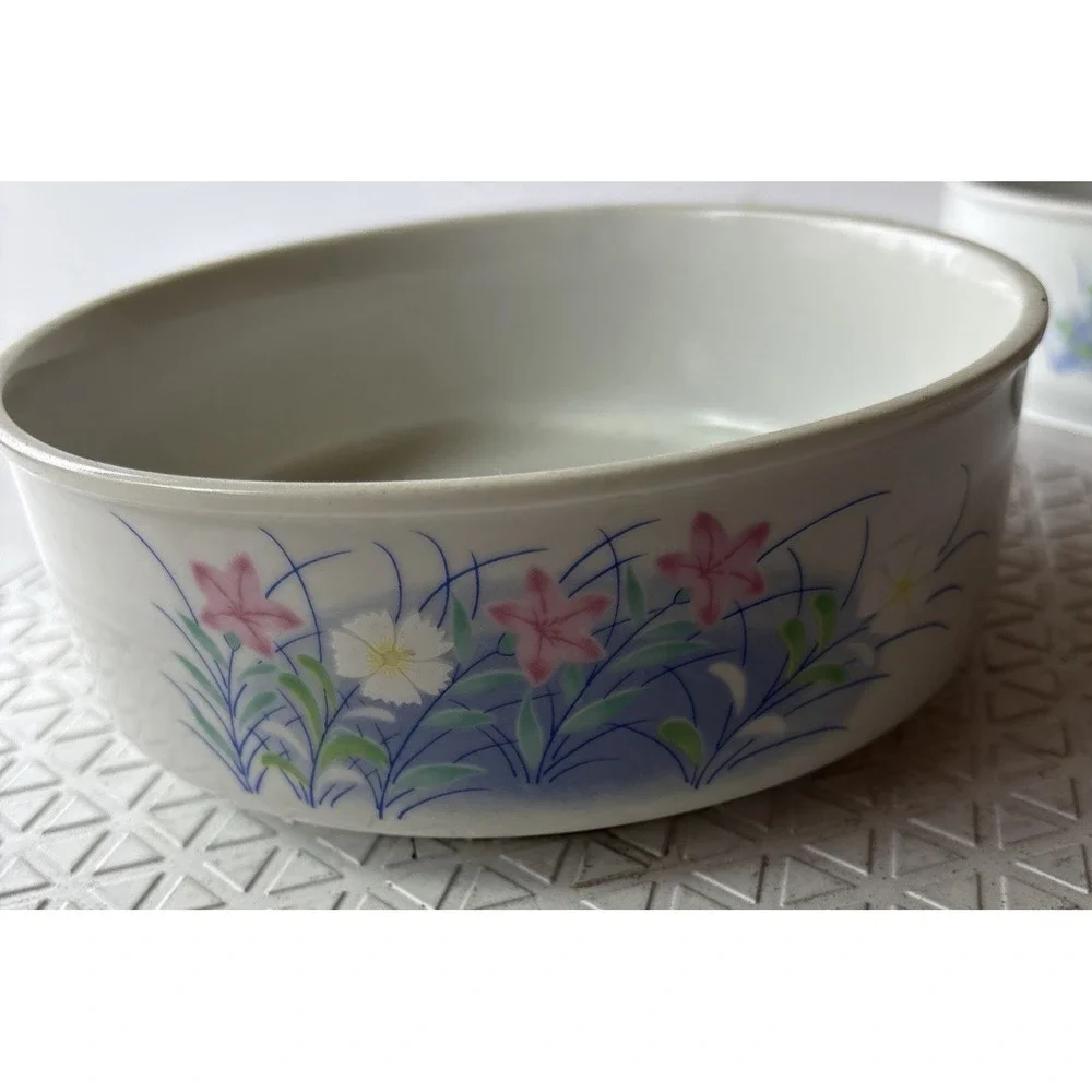 Japanese Porcelain Serving Bowls Tea Cups & Rice Bowl Arita Style 7 pc Mixed (HF
